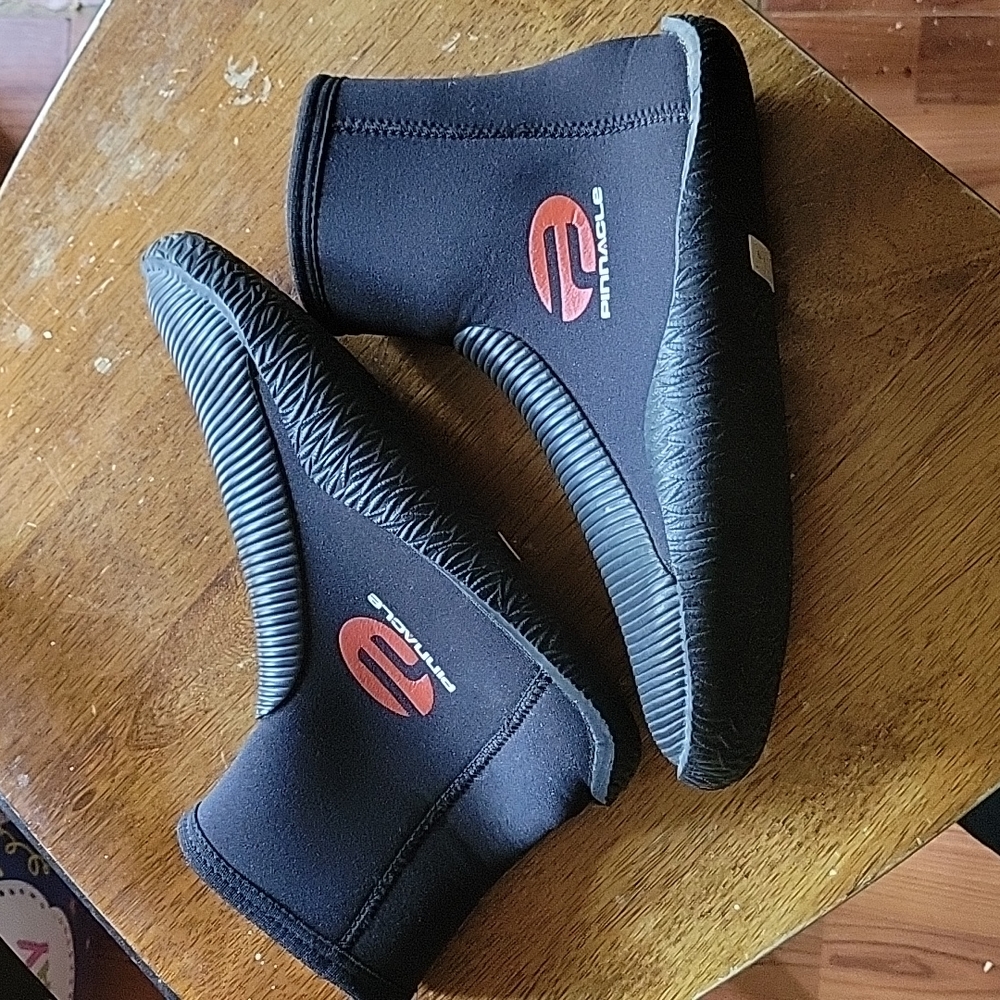 Pinnacle water shoes